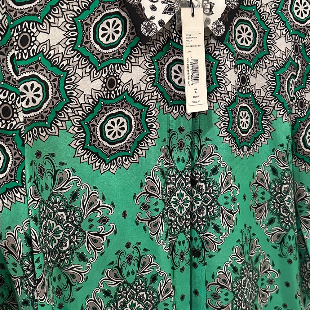 Alice + Olivia Willa Mandala Blouse - Picture 7 of 9